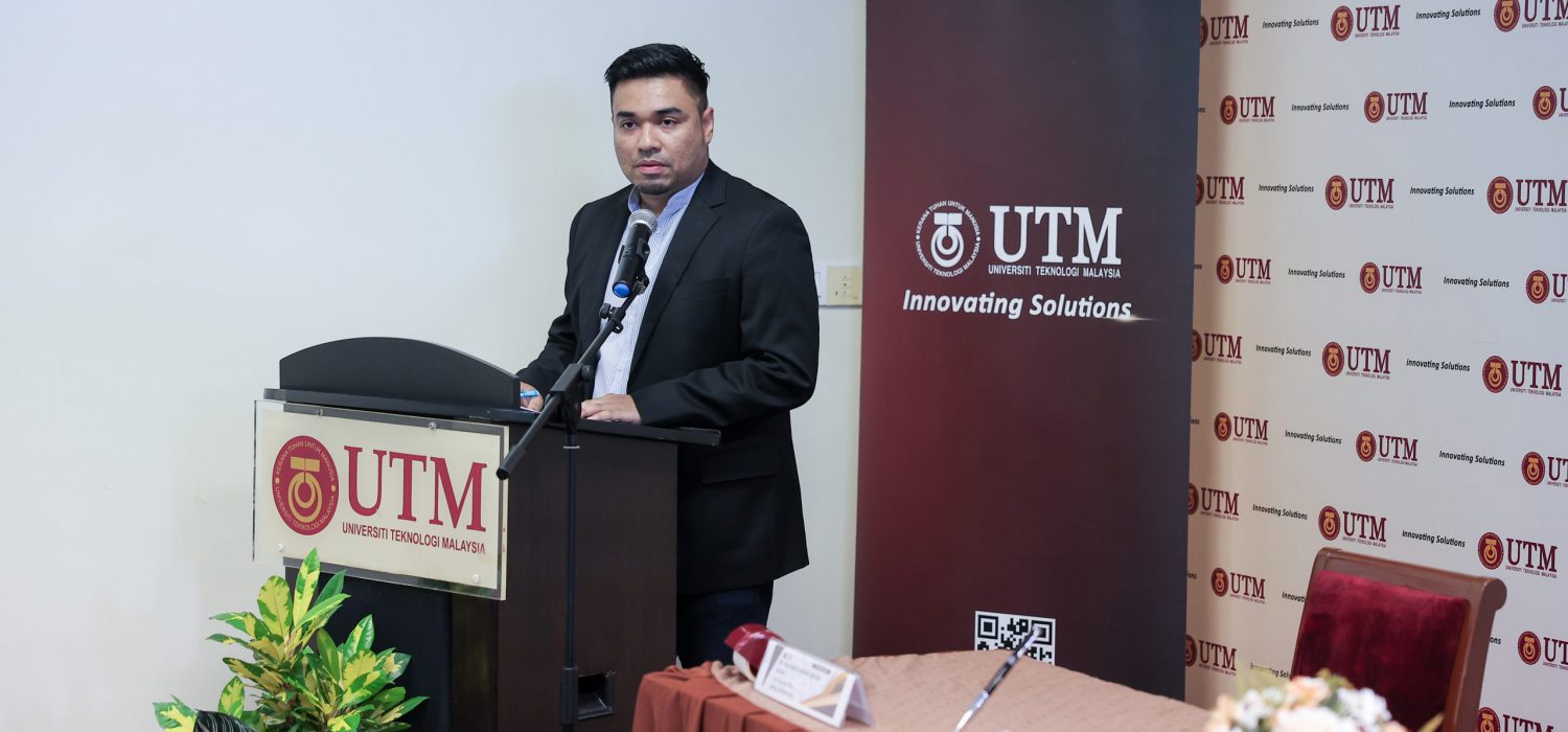 UTM_7127